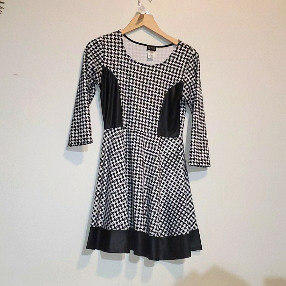 Black and White Houndstooth with Faux Leather